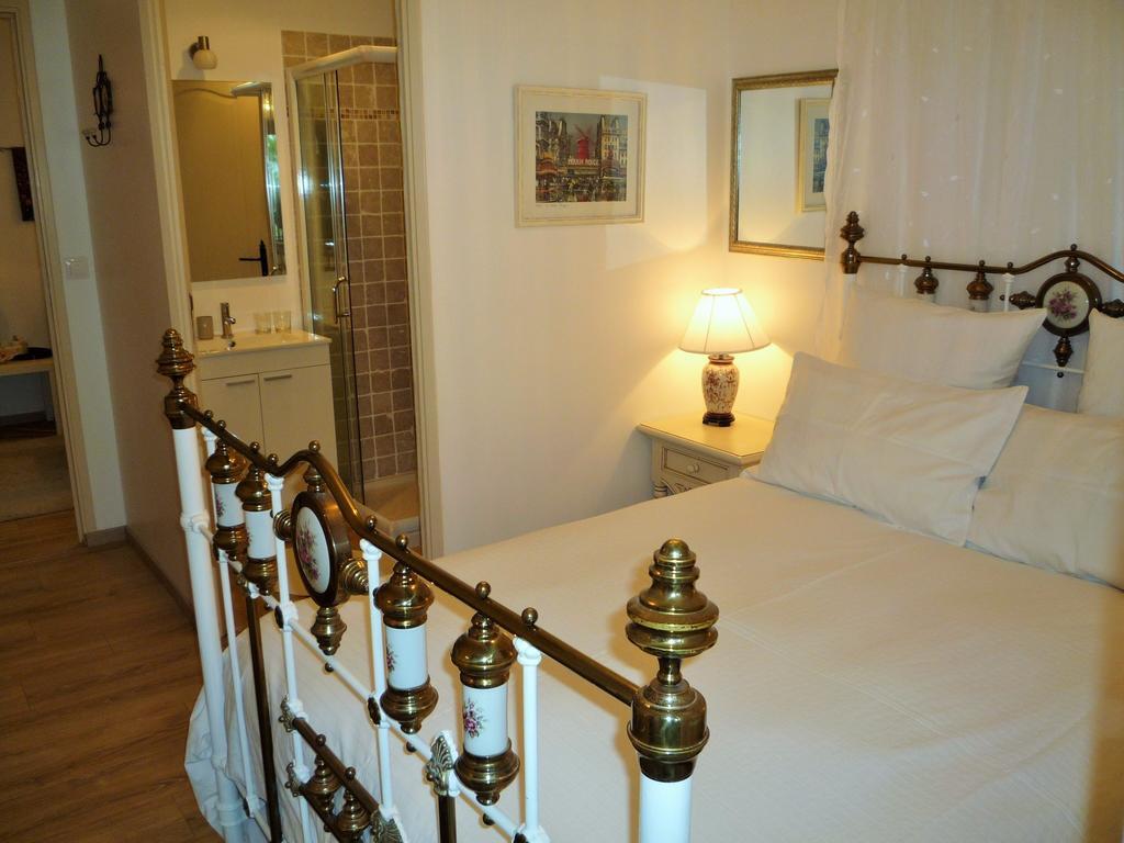 Chez Edell Bed & Breakfast Monpazier Phòng bức ảnh